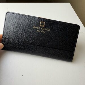 Kate Spade Black Wallet, Snap - Cream color interior